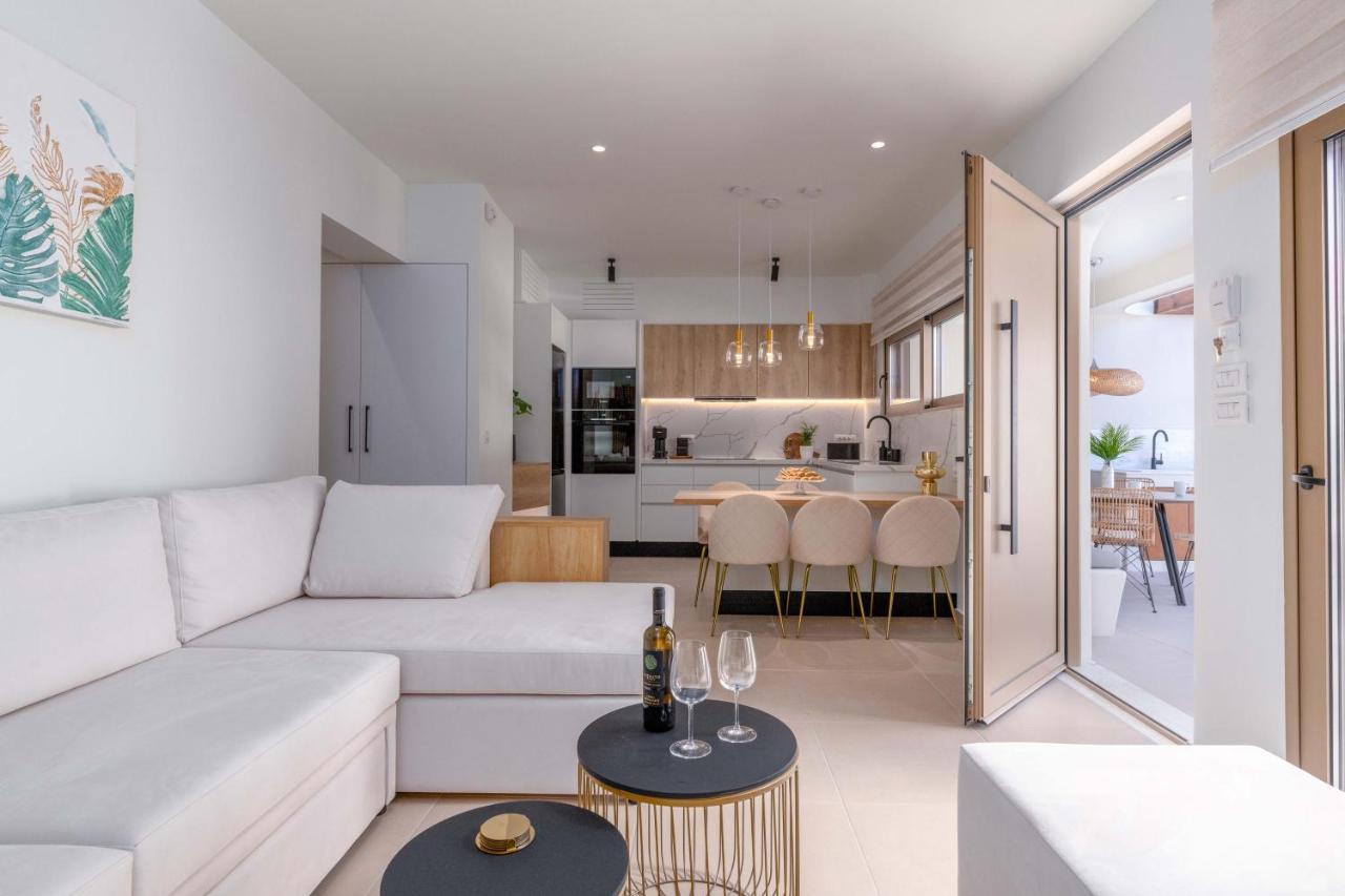 Mariann Premium Suites 拉多斯 外观 照片
